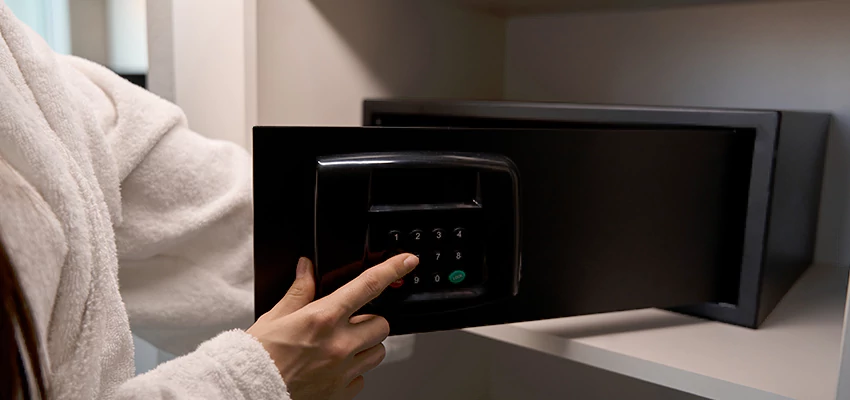 Safe Unlocking Service Company in Menlo Park, California