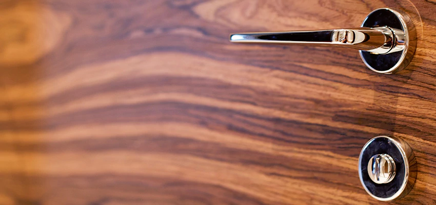 On Demand Locksmith For Key Fobs Repair in Menlo Park, California